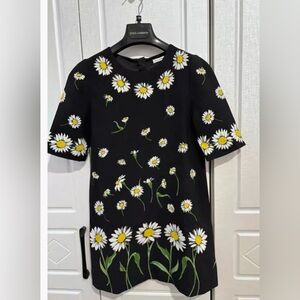 Dolce&Gabbana kids  100%Authentic Black Garment with Floral Accents